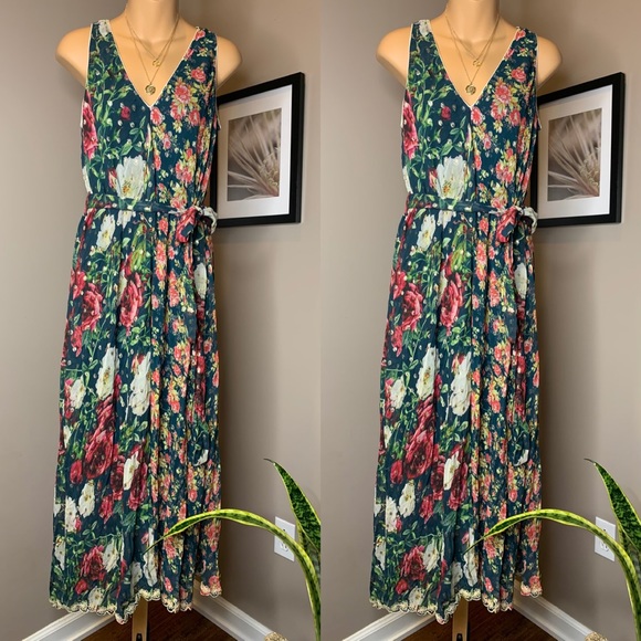 Hermosa bias maxi dress Clearance